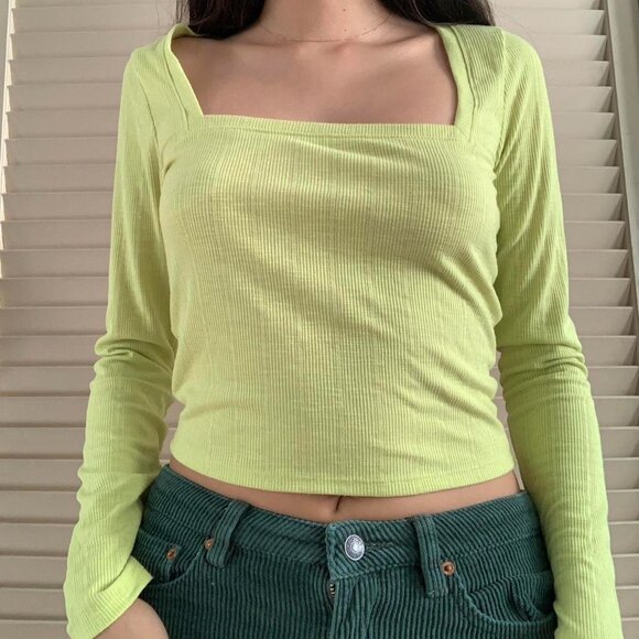 Forever 21 Women's Green Shirt - Picture 2 of 2